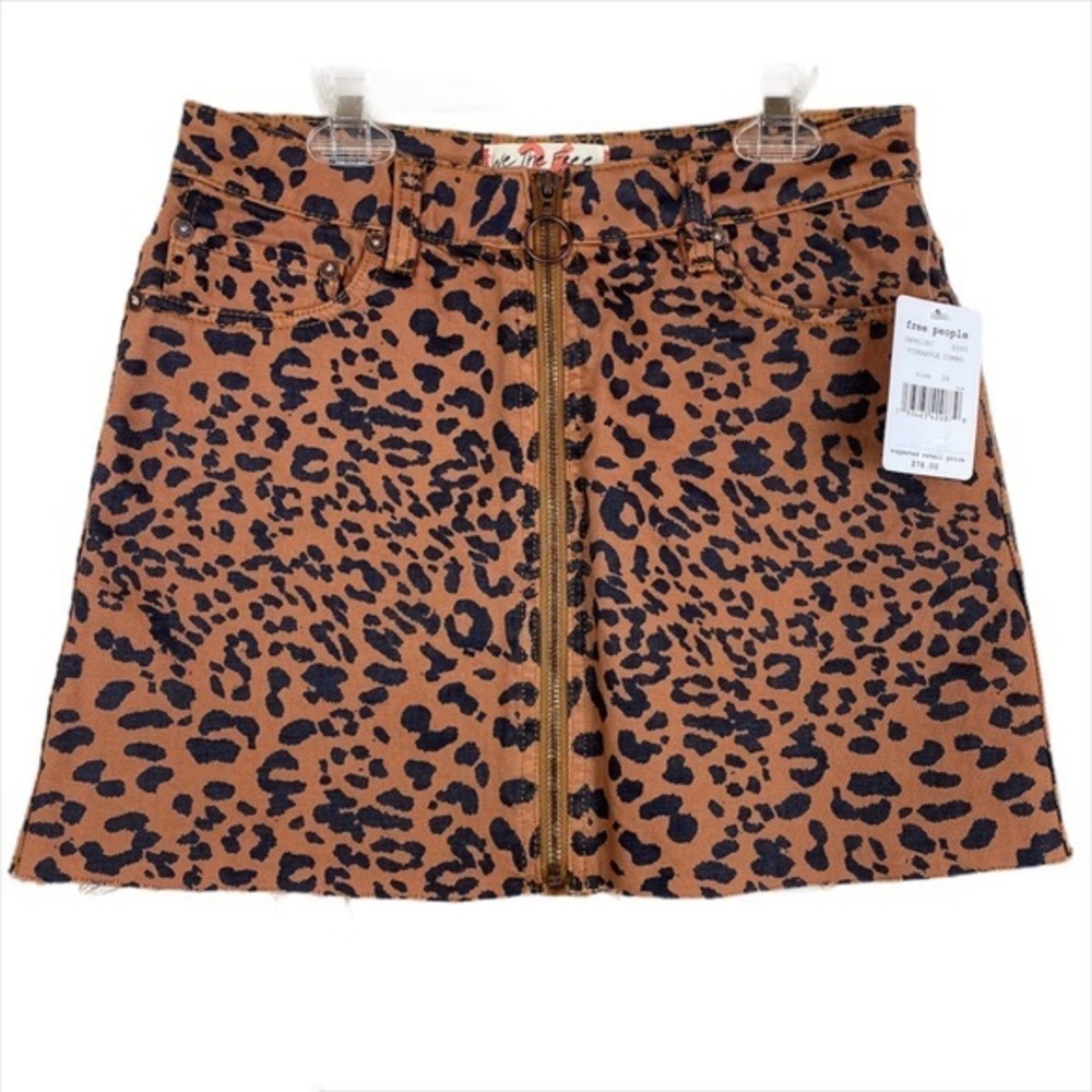 We The Free ZIP It Up Cheetah Mini Skirt Frayed Hem